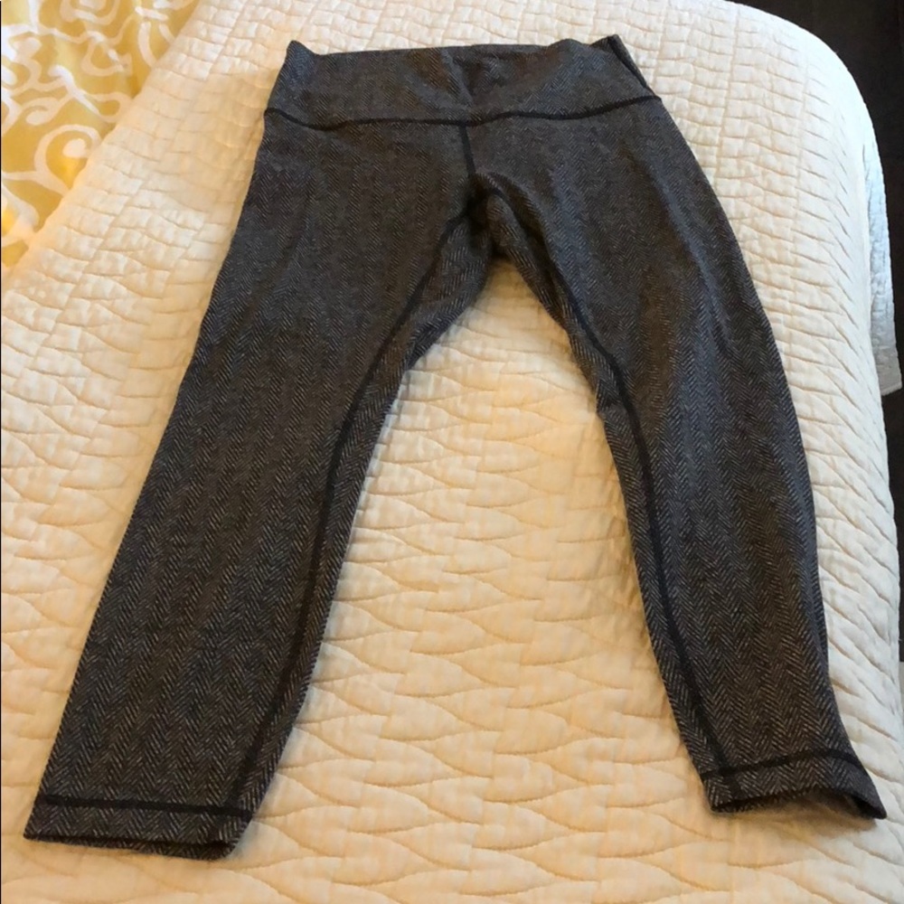 Lululemon Wunder Under, Herringbone, size 8